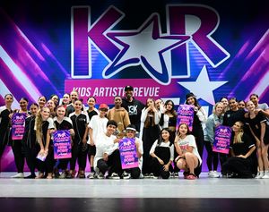 Riverside, CA - Fox Performing Arts Center - 5/30/2025